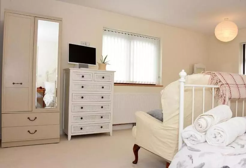 Aamiaismajoitus (B&B) Melin Tregib