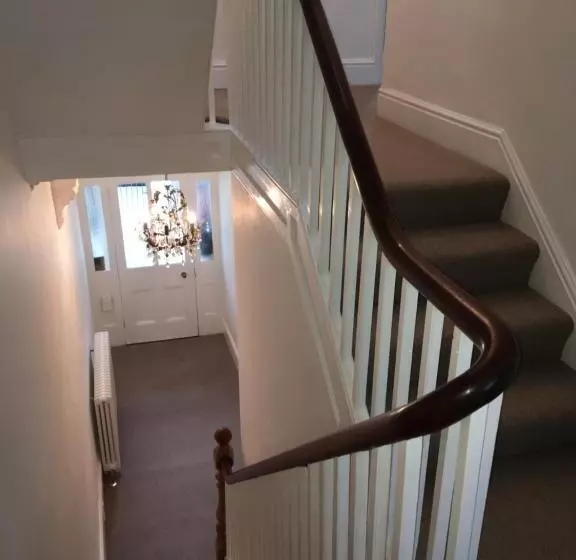 Aamiaismajoitus (B&B) Raymonds