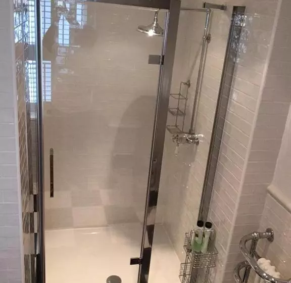 Aamiaismajoitus (B&B) Raymonds