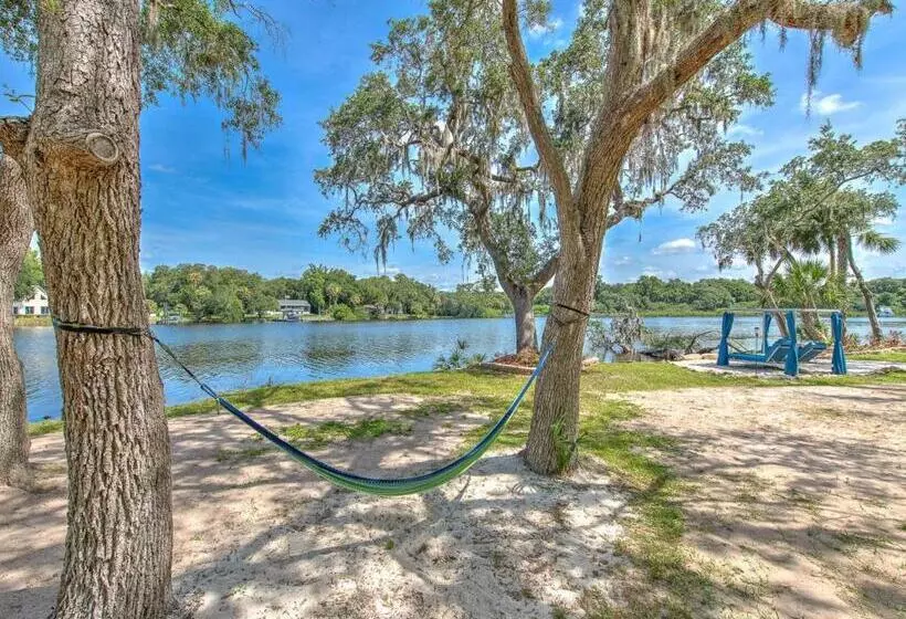 Aamiaismajoitus (B&B) Riverbend Retreat   Fla