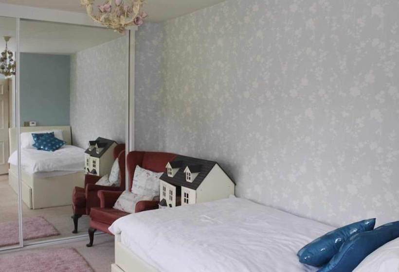 مبيت وإفطار Roe Valley Manor And Estate