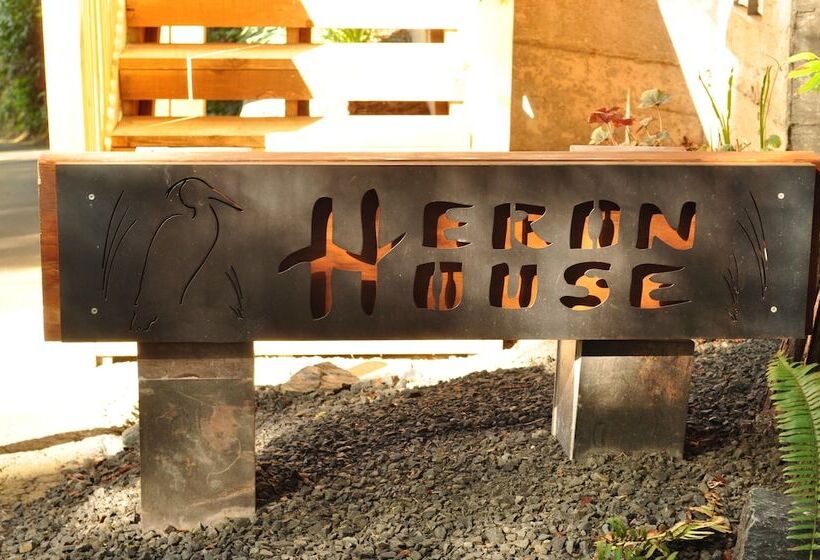 ベッドアンドブレックファースト The Heron House