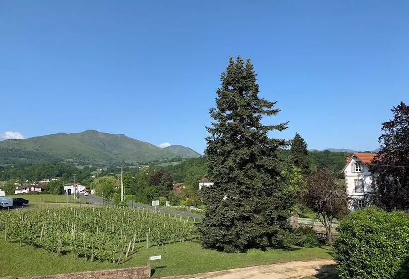 Aamiaismajoitus (B&B) Villa Harriet