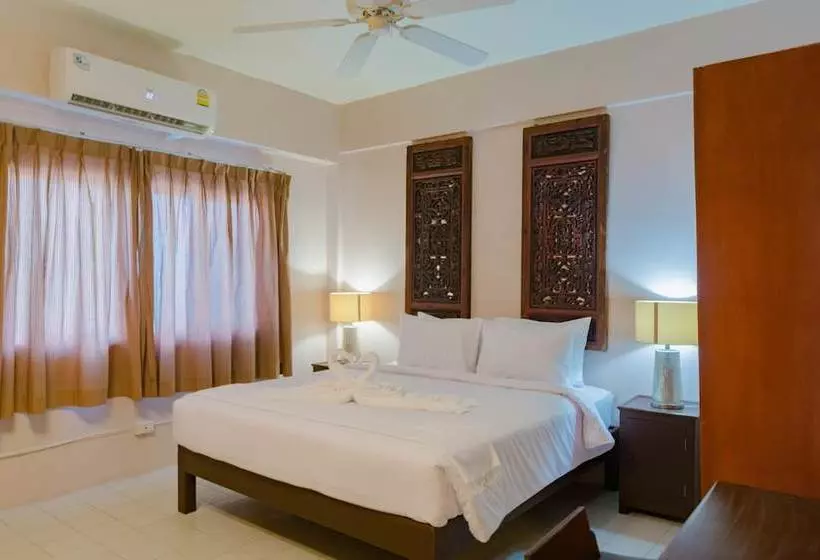 Bed At Beach Hostel
