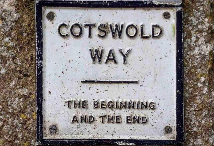 Camside, Chipping Campden Taswell Retreats