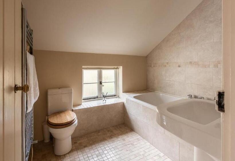 Camside, Chipping Campden Taswell Retreats