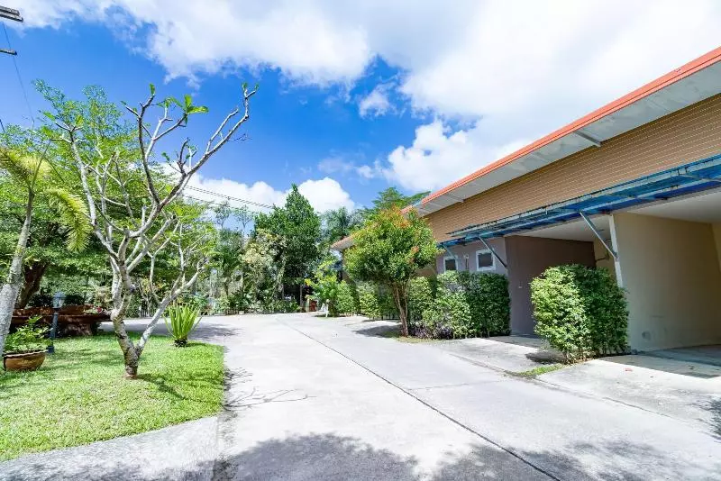 ホテル Ban Suan Chomdao Resort