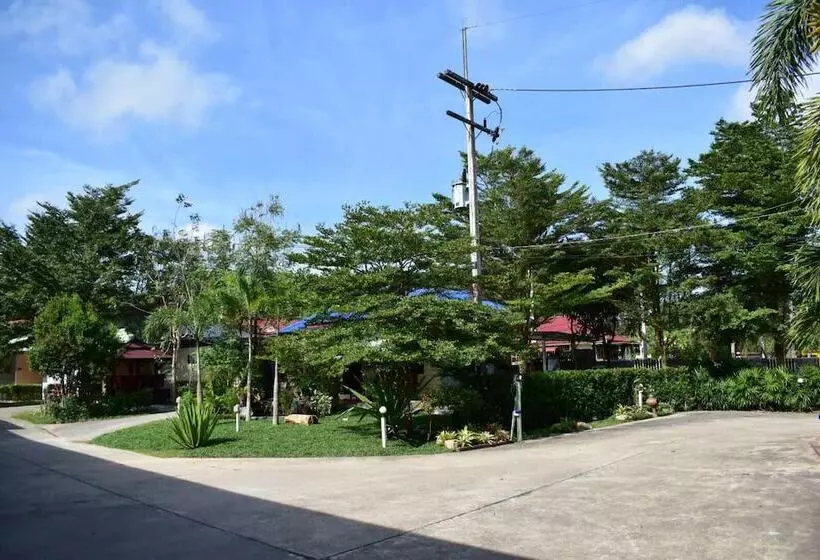 ホテル Ban Suan Chomdao Resort