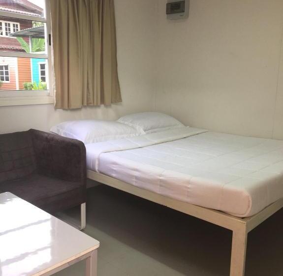 هتل Miniresort Chanthaburi