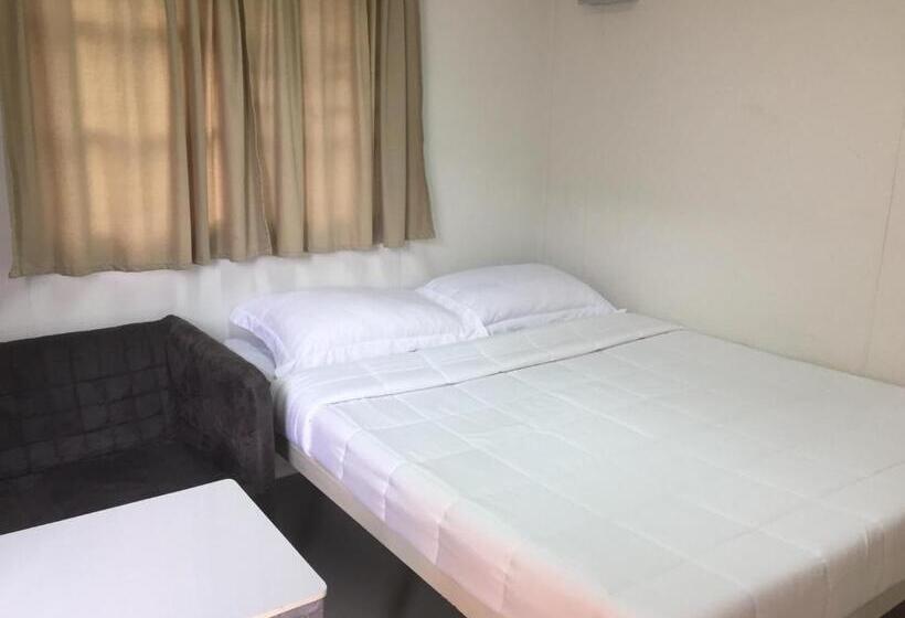 هتل Miniresort Chanthaburi