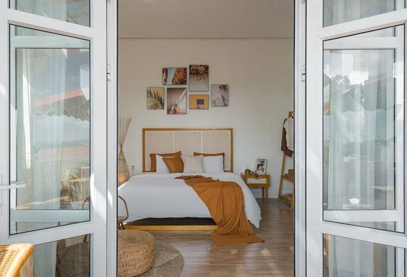 Oreka Homestay Halong   Hostel