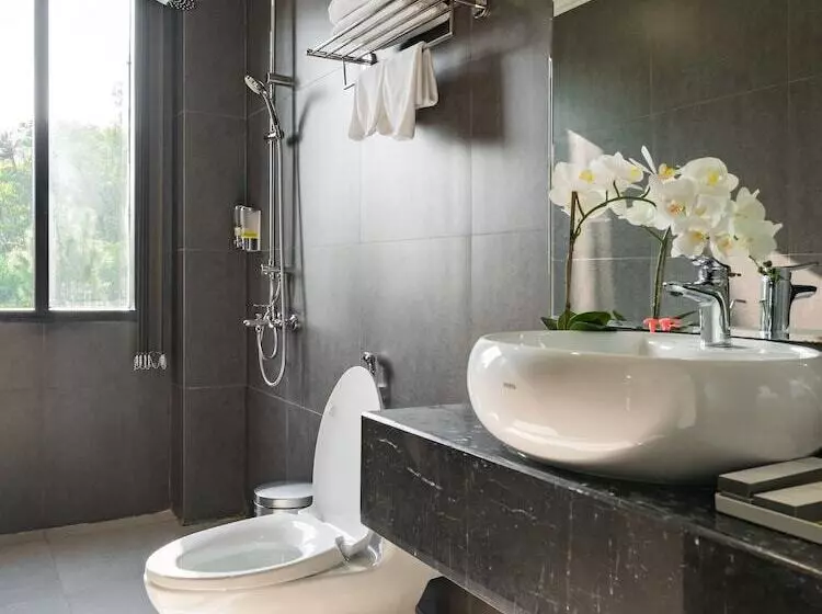 Oreka Homestay Halong   Hostel