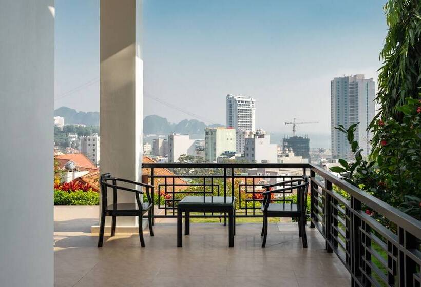 Oreka Homestay Halong   Hostel