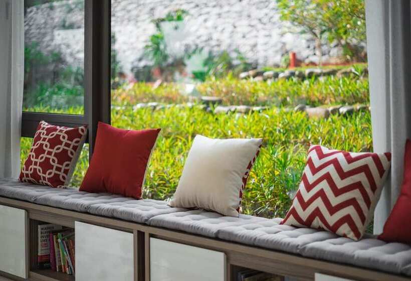 Oreka Homestay Halong   Hostel