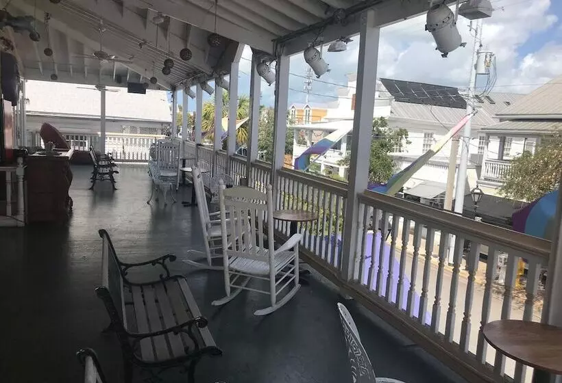 Majatalo New Orleans House   Gay Male Adult Guesthouse