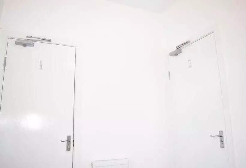 Majatalo Regent Guest House