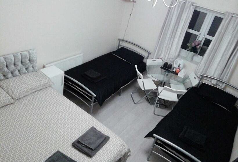 펜션 Regent Guest House