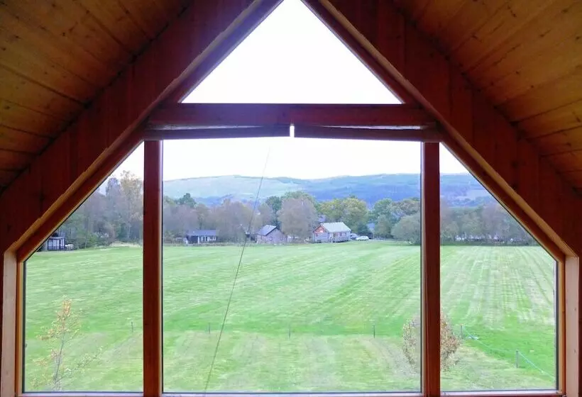 The Cabins, Loch Awe