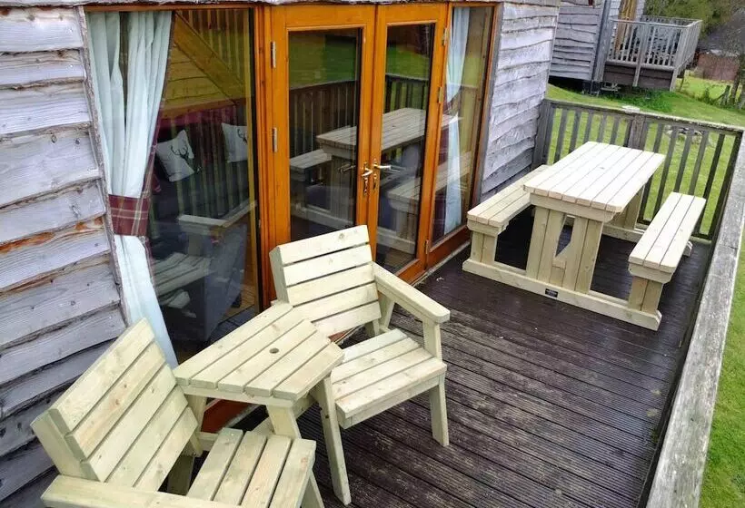 The Cabins, Loch Awe