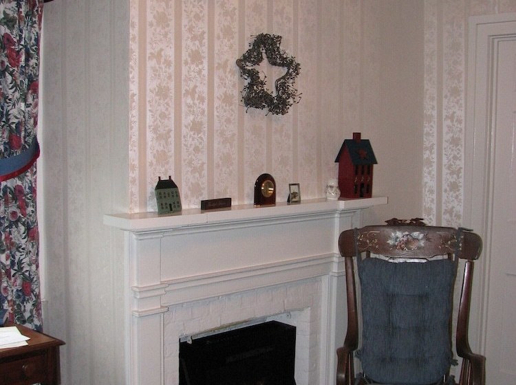 Vancleef Homestead Bed & Breakfast