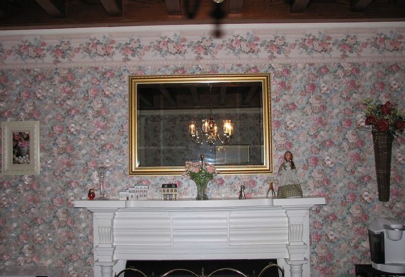 Vancleef Homestead Bed & Breakfast