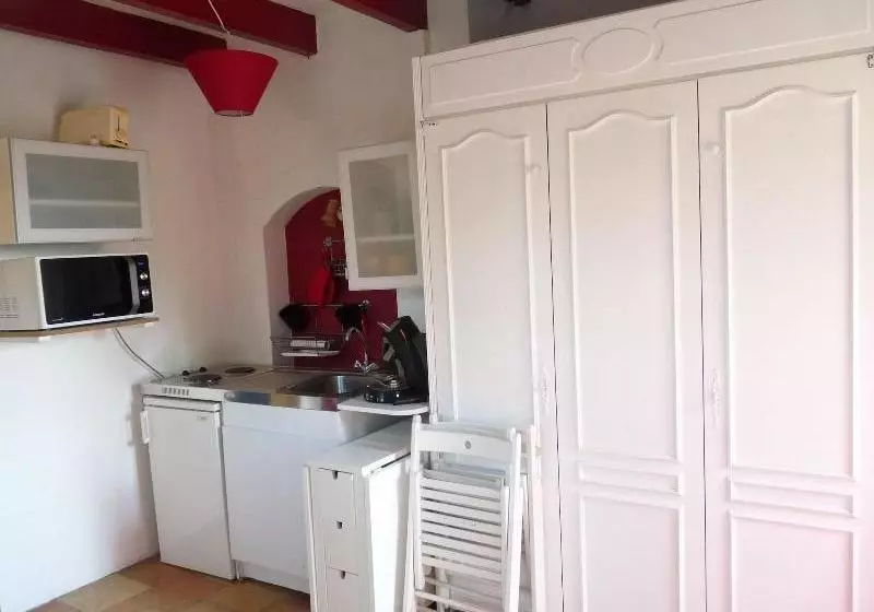 Bed and Breakfast Chambre Rouge Et Vin Blanc