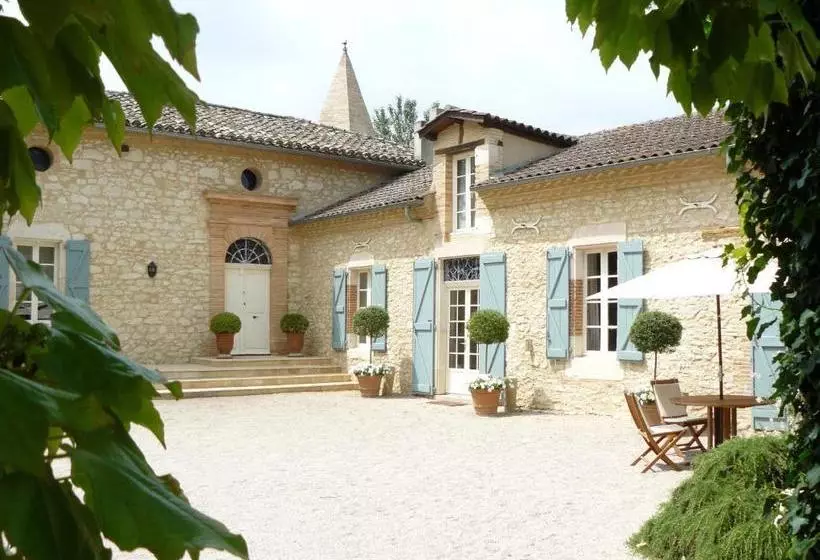 Aamiaismajoitus (B&B) Château Larroze  Chambres De Charme