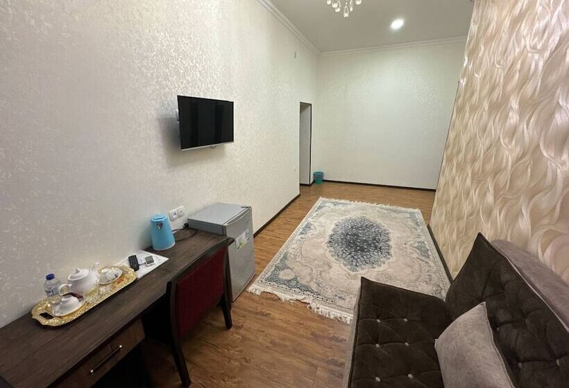 Bed and Breakfast Ratmina