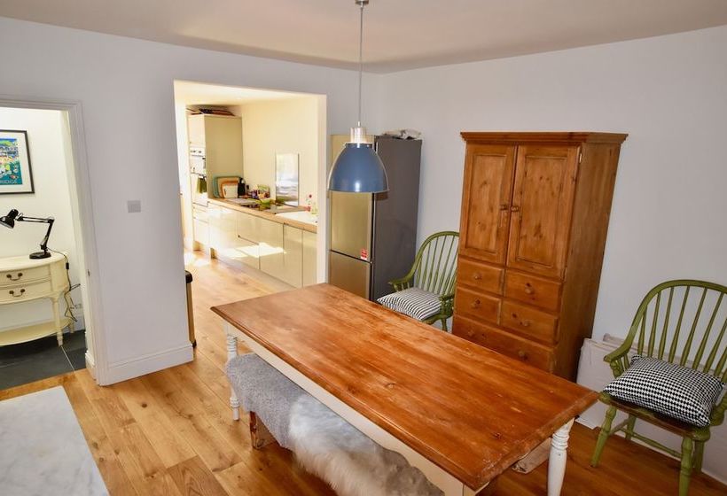 Blackberry Cottage  Bembridge