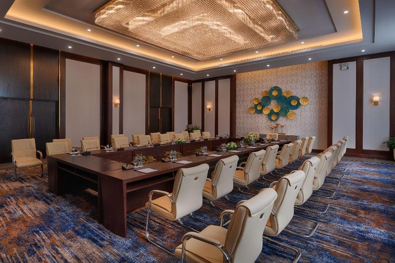 Flc Halong Bay Golf Club & Luxury Resort