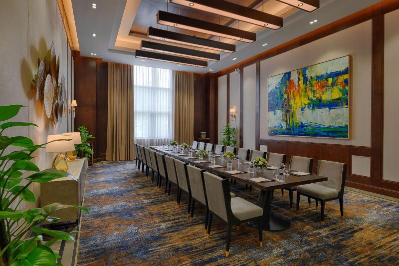 Flc Halong Bay Golf Club & Luxury Resort