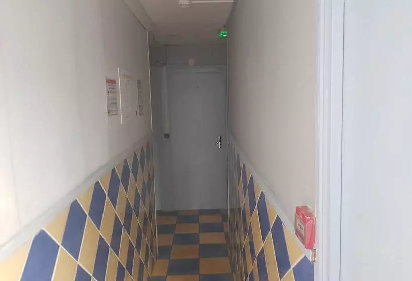 ホテル Hôtel Lalambra