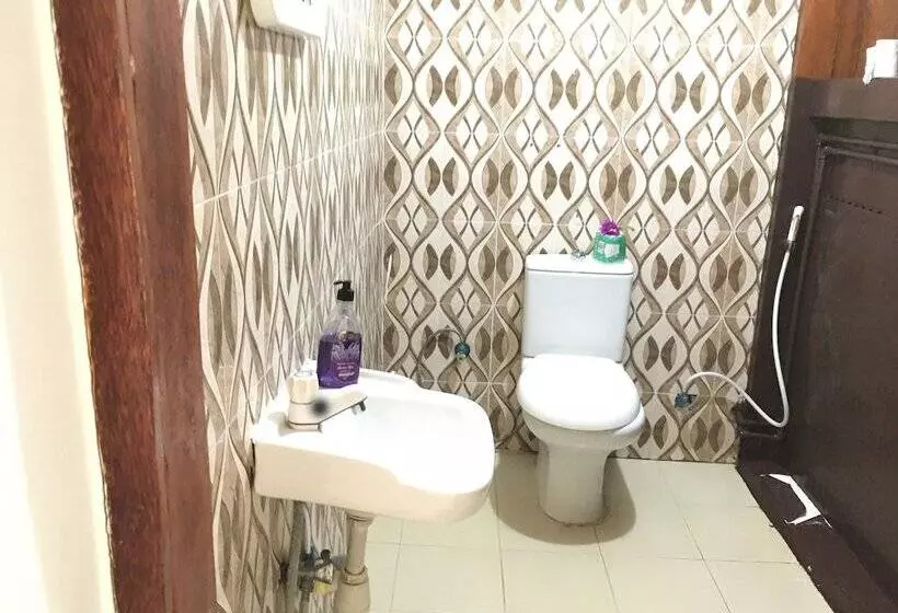 ホテル Mount Zion Lodge