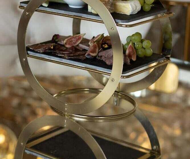 OYO Newquay Beach Hotel