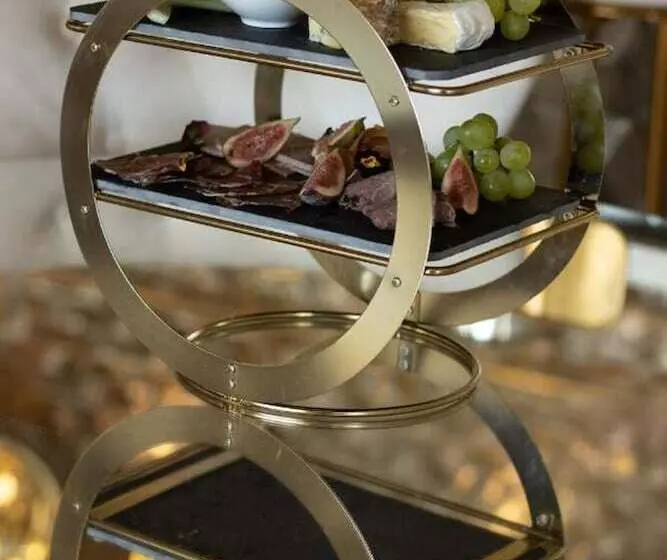 OYO Newquay Beach Hotel