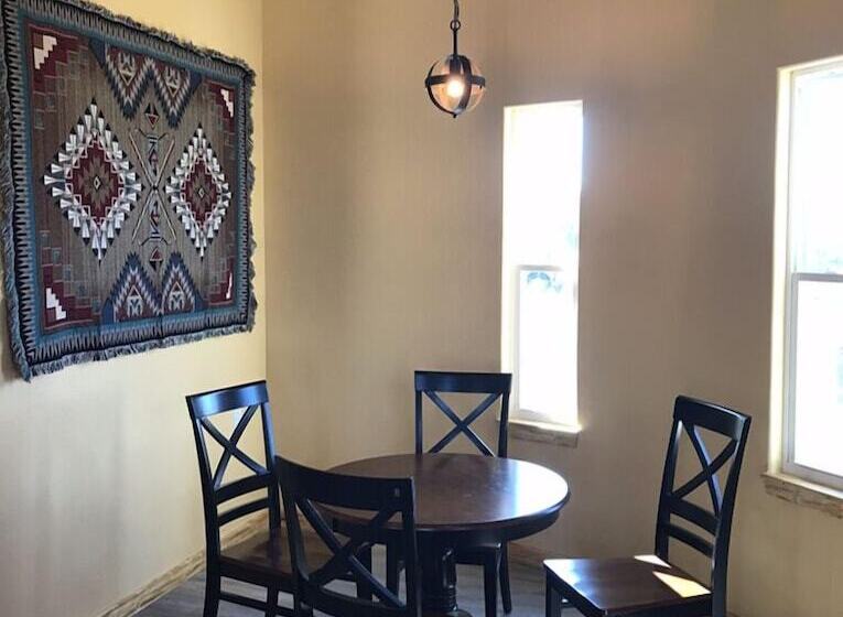 Hotel Paisano Village Rv Park & Inn