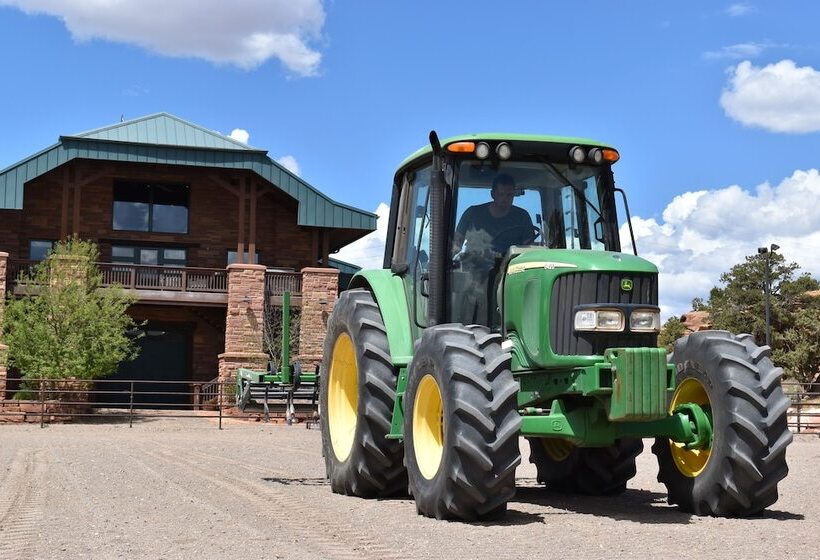 田舎風ホテル Cougar Ridge