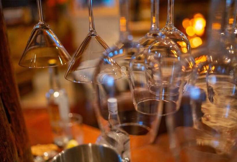 田舎風ホテル Cougar Ridge