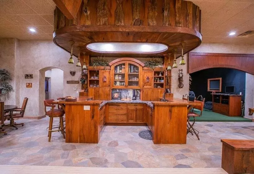 Maaseutuhotelli Cougar Ridge