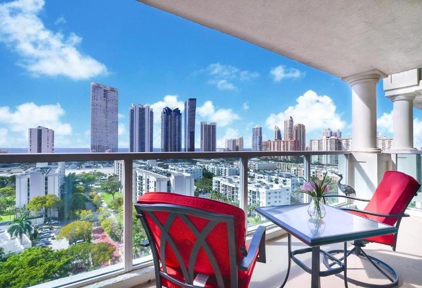 Intracoastal Yacht Club By Hosteeva