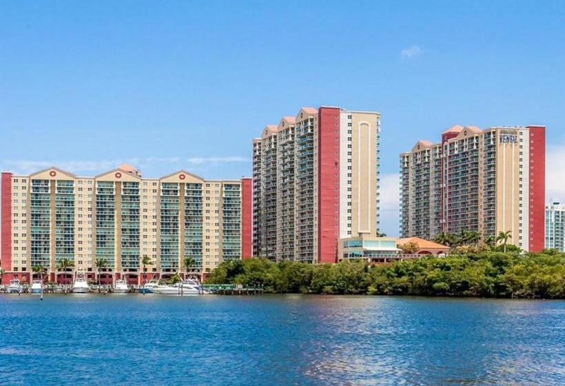 Intracoastal Yacht Club By Hosteeva