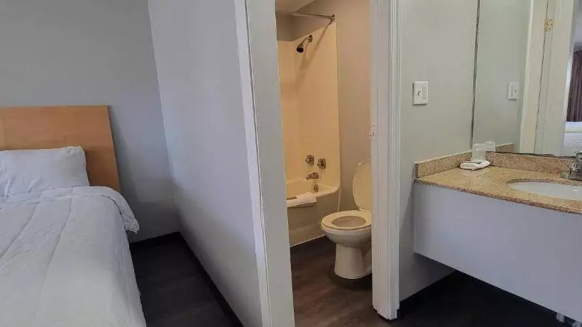 モーテル Superlodge