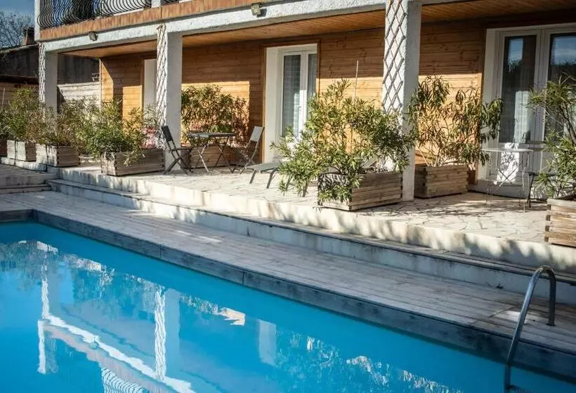 Majatalo Escale Villa