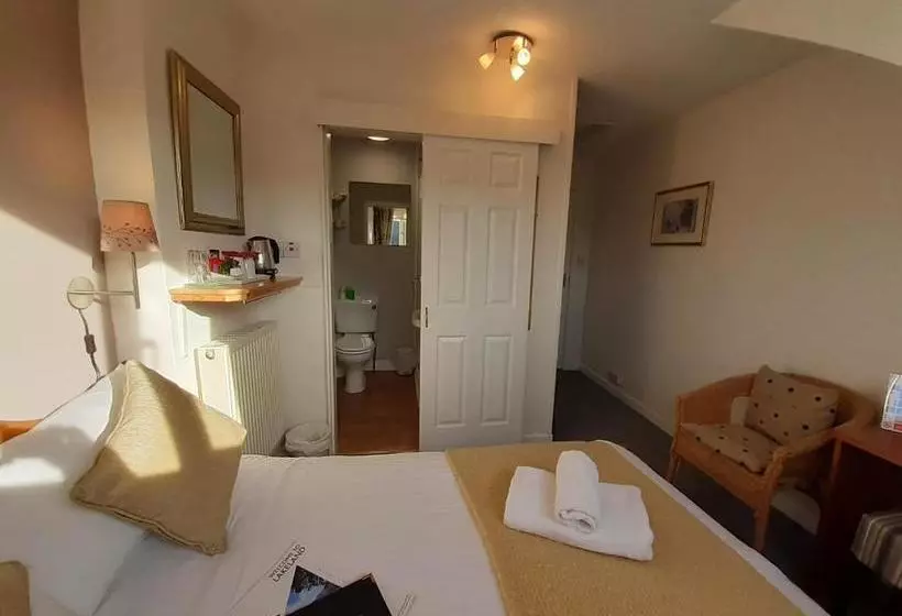پانسیون Harvington House