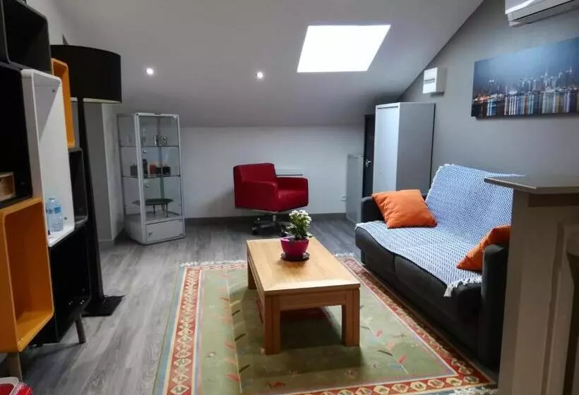 ペンション Jacaranda De Banaudon