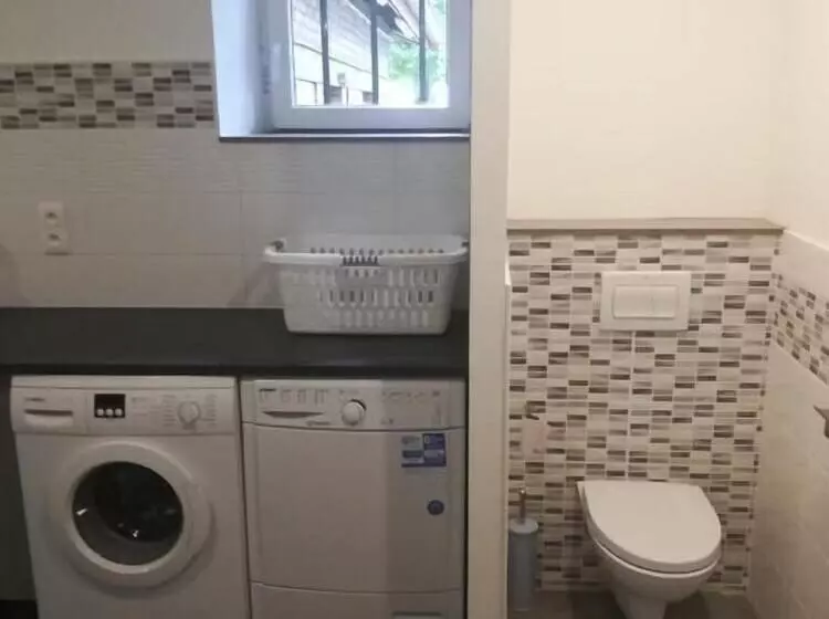 ペンション Jacaranda De Banaudon