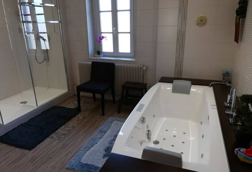 ペンション Jacaranda De Banaudon