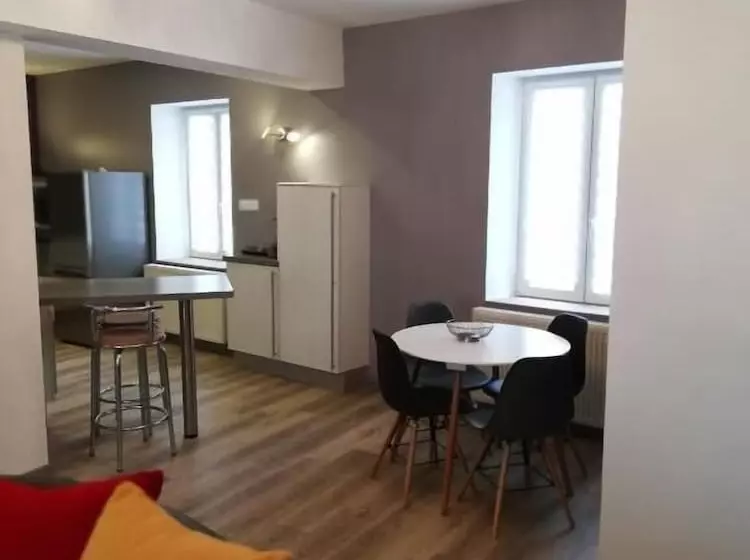 ペンション Jacaranda De Banaudon