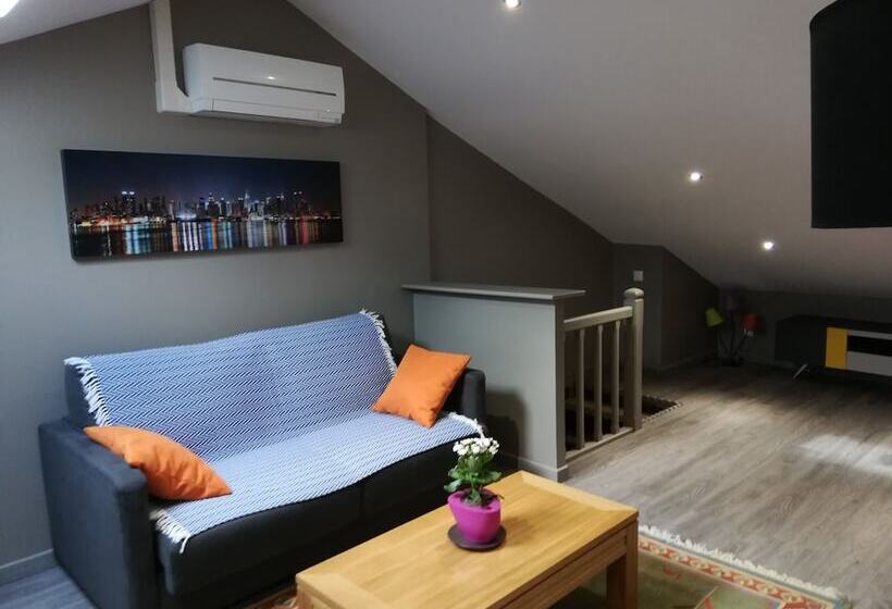 ペンション Jacaranda De Banaudon