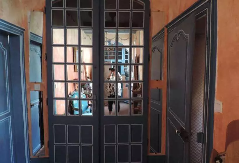 Majatalo Le Jardin Des Fables